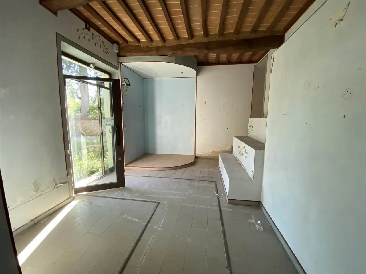 Negozio in Via II Giugno, 33/a, Certaldo, Firenze, Certaldo, {3} - Foto 2
