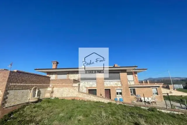 Villa in Via Campoleone Tenuta 16, Aprilia - Foto 1