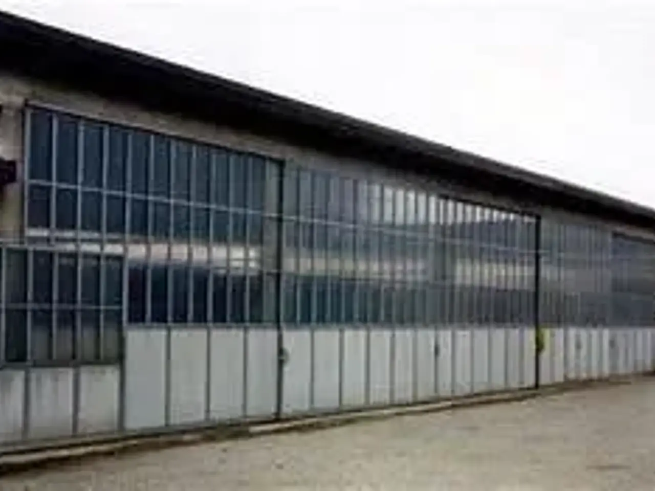 Capannone in Via Europa, Pontremoli, {3} - Foto 1