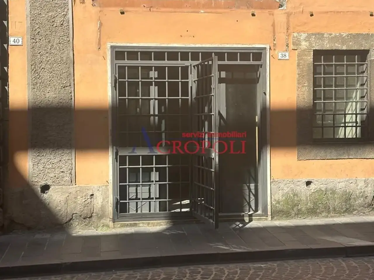 Esercizio commerciale in Via Agostino Fausti, Bracciano, {3} - Foto 1