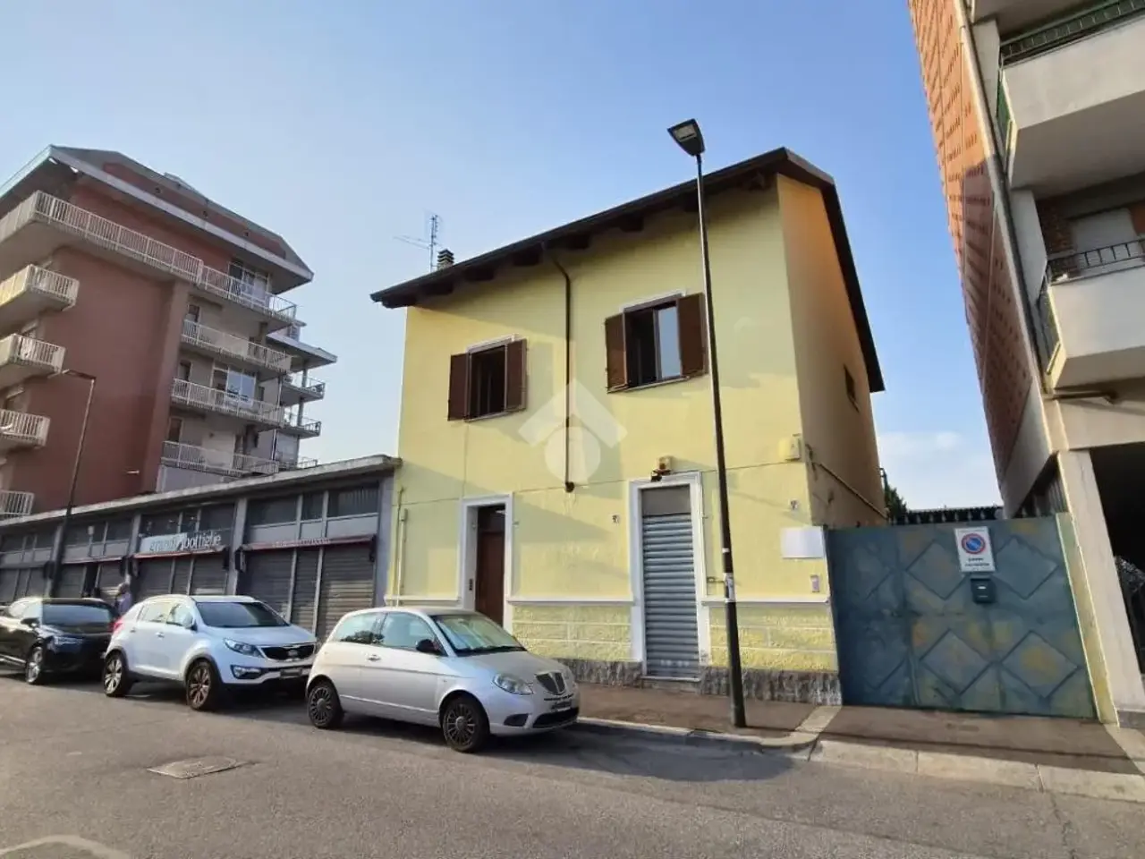 Laboratorio in Via Brissogne 46, Torino, {3} - Foto 2