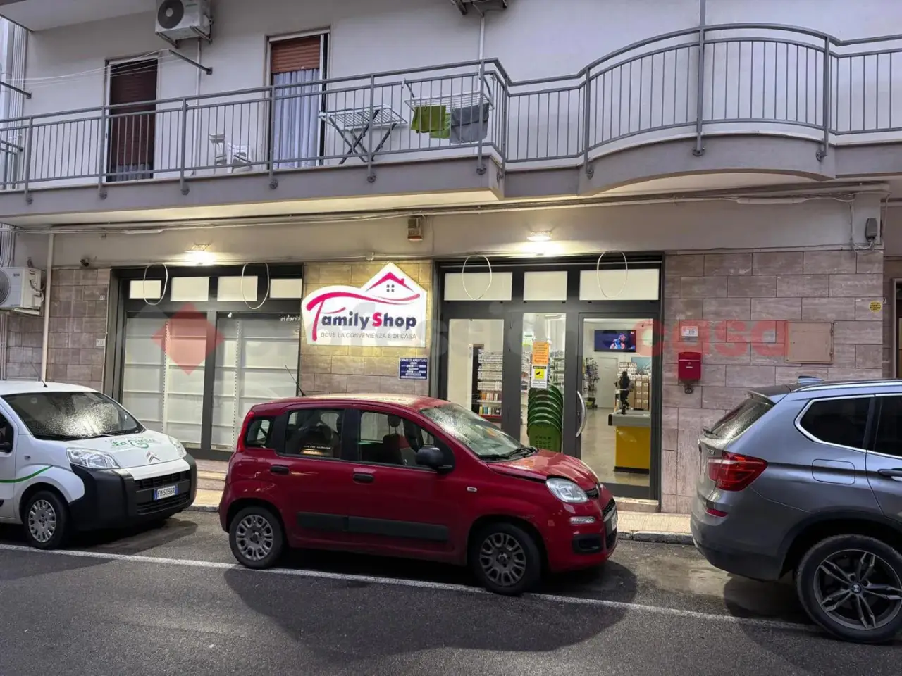 Negozio in Via della Scaletta  19, Crispiano, {3} - Foto 1