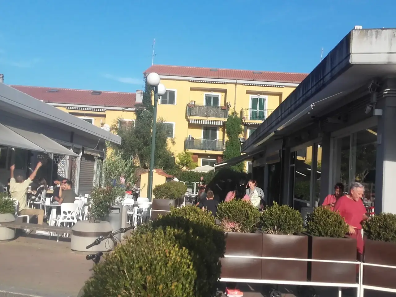 Negozio in Via Torcegno, Roma, {3} - Foto 1