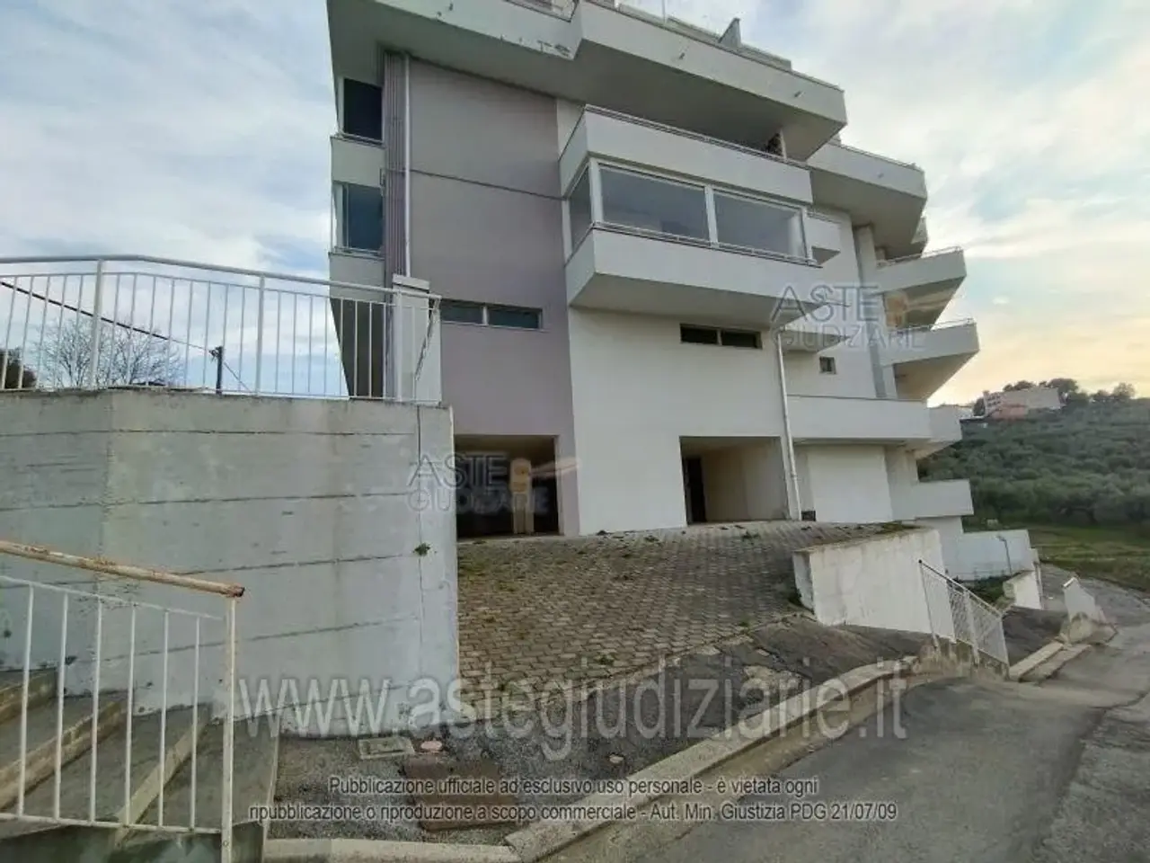 Fabbricato misto in Via Montesecco, 77, 65010 Spoltore Pe, Italia 77, Spoltore, {3} - Foto 1