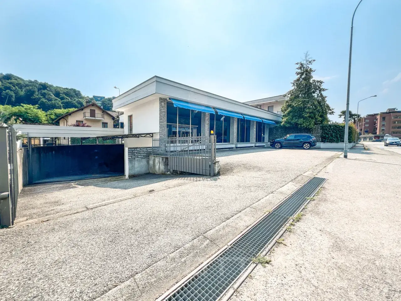 Negozio in Viale Varallo 200, Borgosesia, {3} - Foto 1