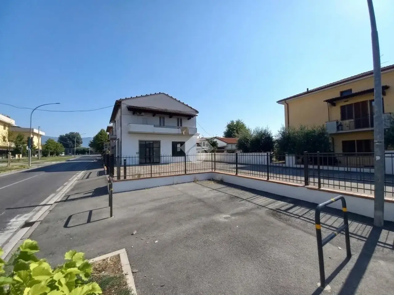 Negozio in Via Spartaco Lavagnini 90, Agliana, {3} - Foto 2