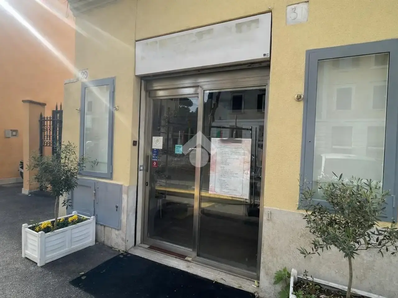 Negozio in Via della Farnesina 31, Roma, {3} - Foto 2