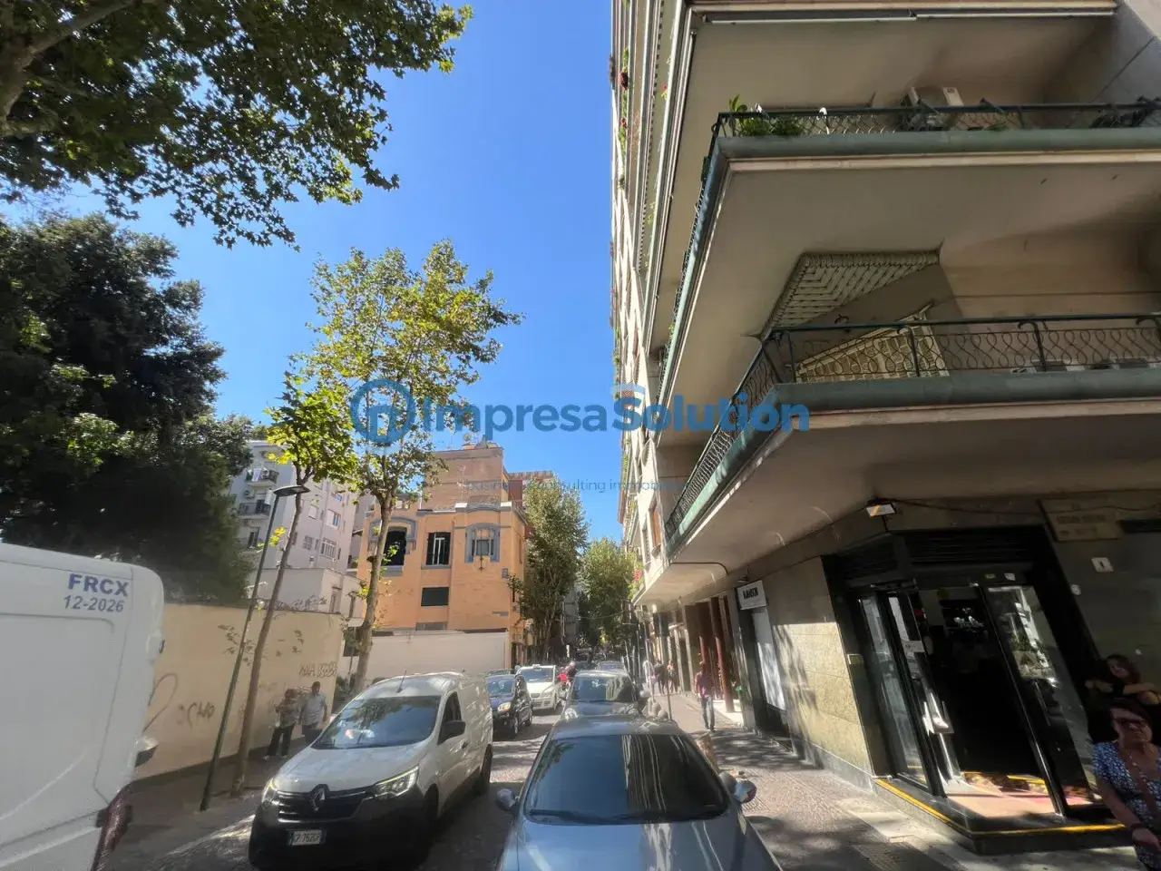 Negozio in Via Giovanni Merliani, Napoli, {3} - Foto 2
