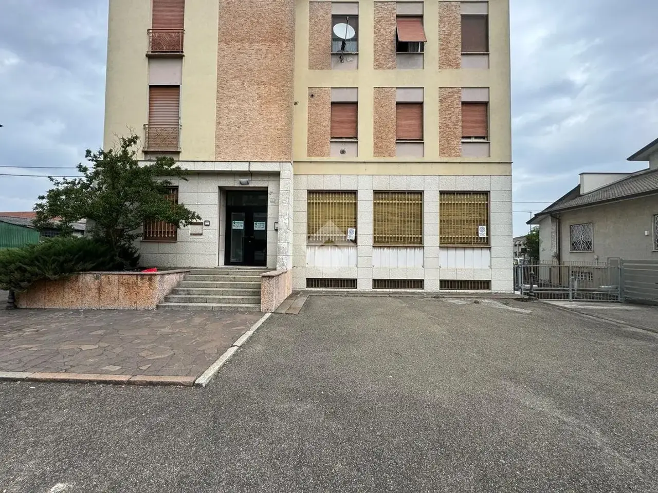 Ufficio in Via Emilia Parmense 17, Rottofreno, {3} - Foto 1