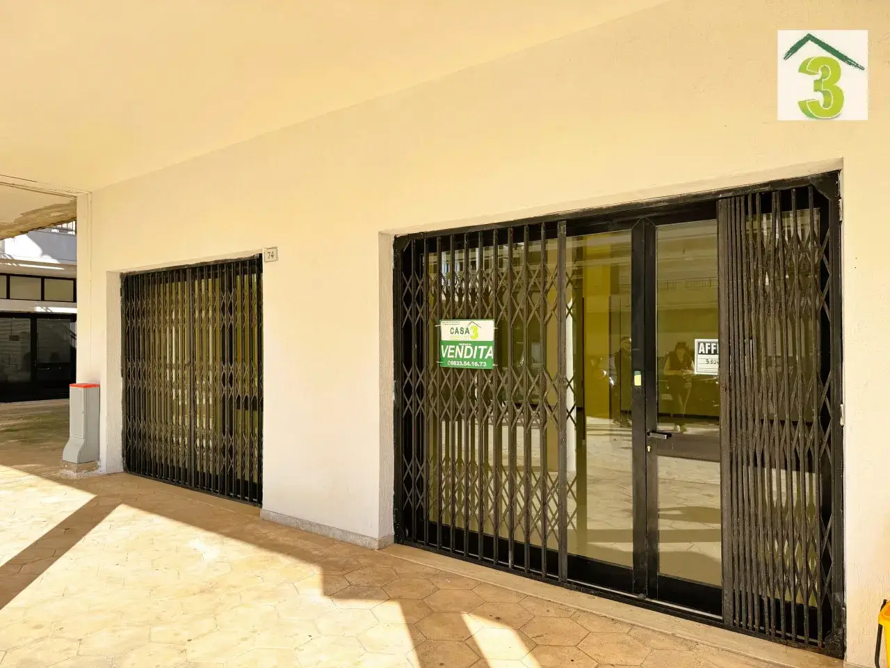 Esercizio commerciale in , Tricase, {3} - Foto 1