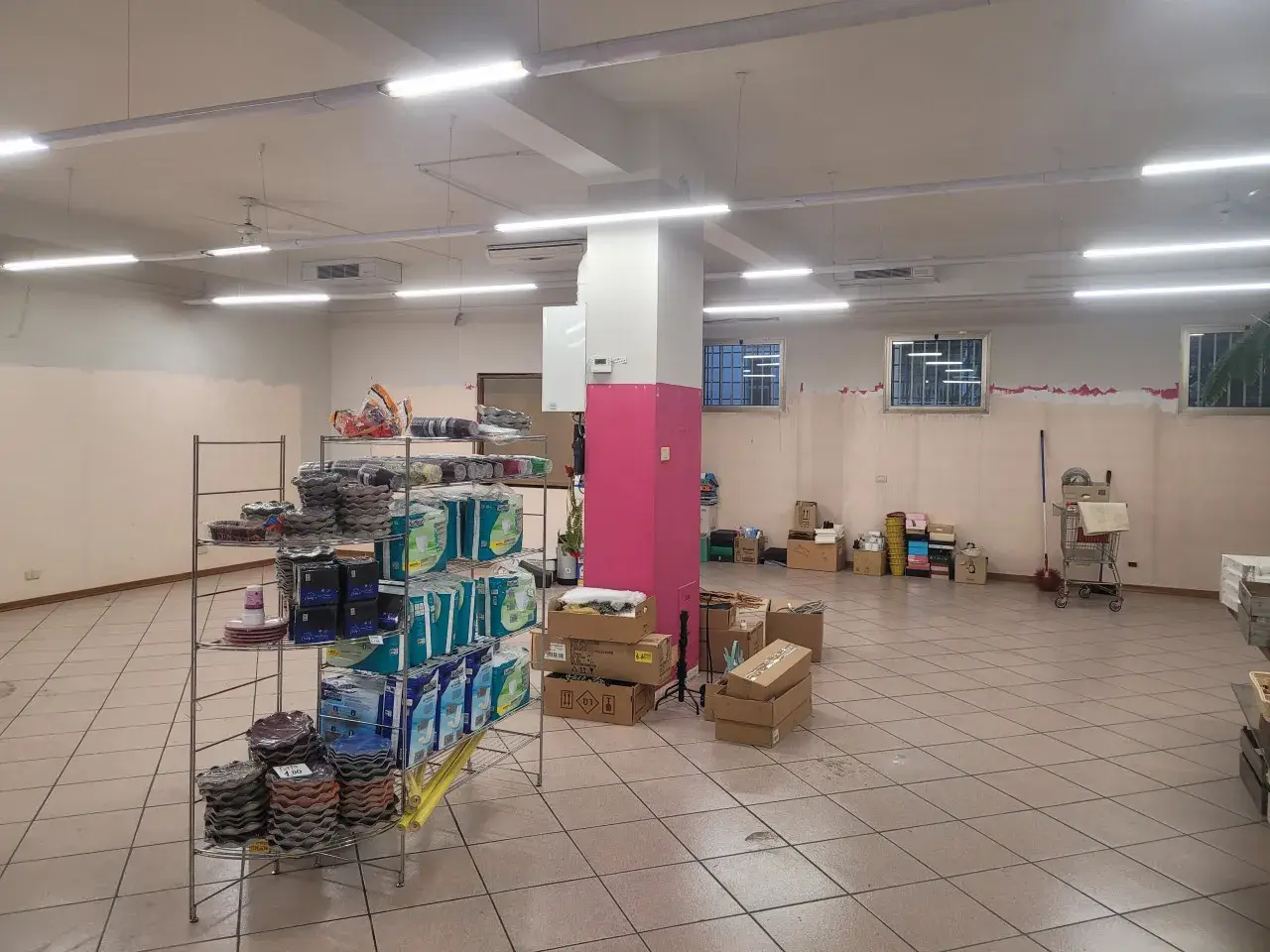 Negozio in , Maranello, {3} - Foto 2