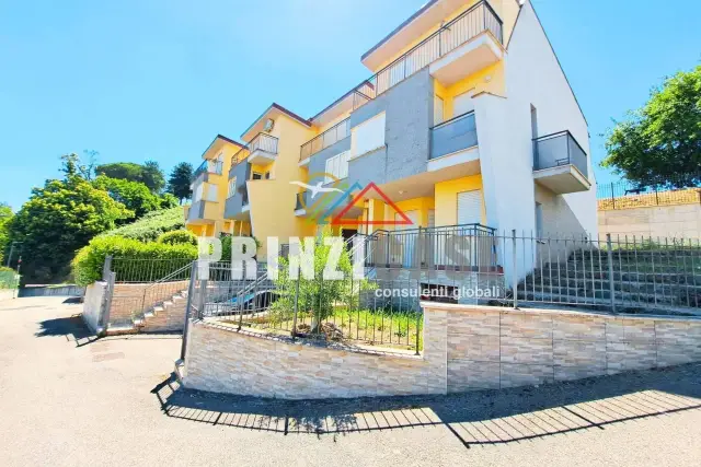 Villa a schiera in Via Costa Caselle, Marino - Foto 1