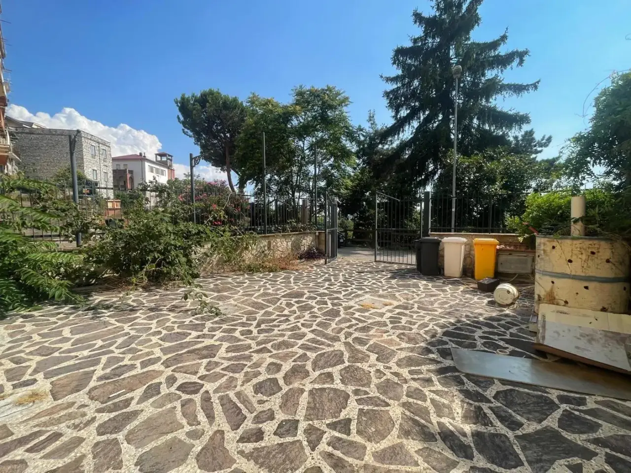 Negozio in Via della Crocetta, San Polo Dei Cavalieri, {3} - Foto 2