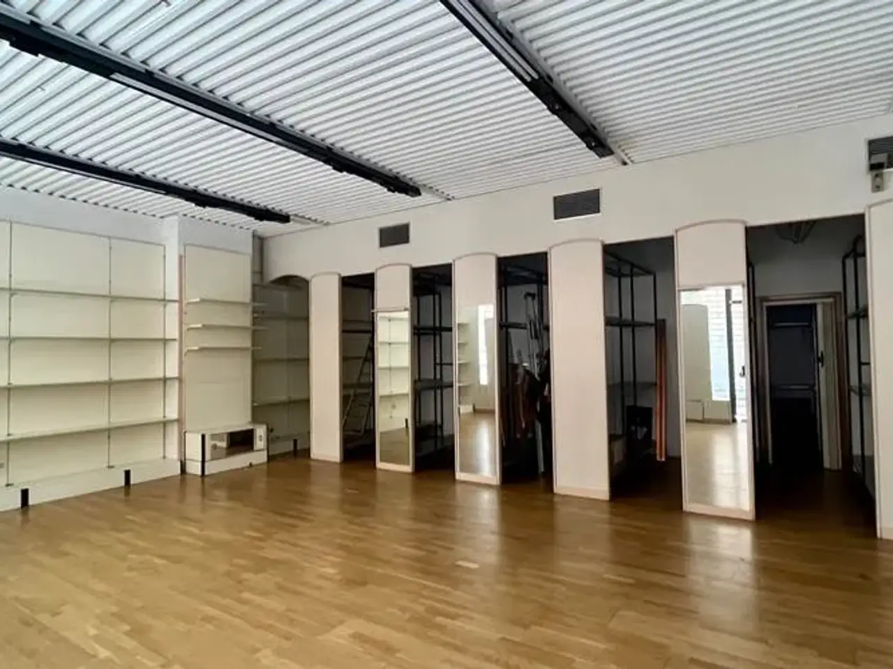 Negozio in , Carpi, {3} - Foto 1