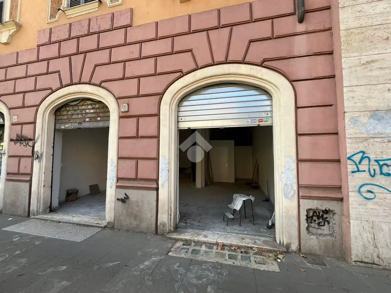 Negozio in Via di Porta Maggiore 00, Roma, {3} - Foto 1