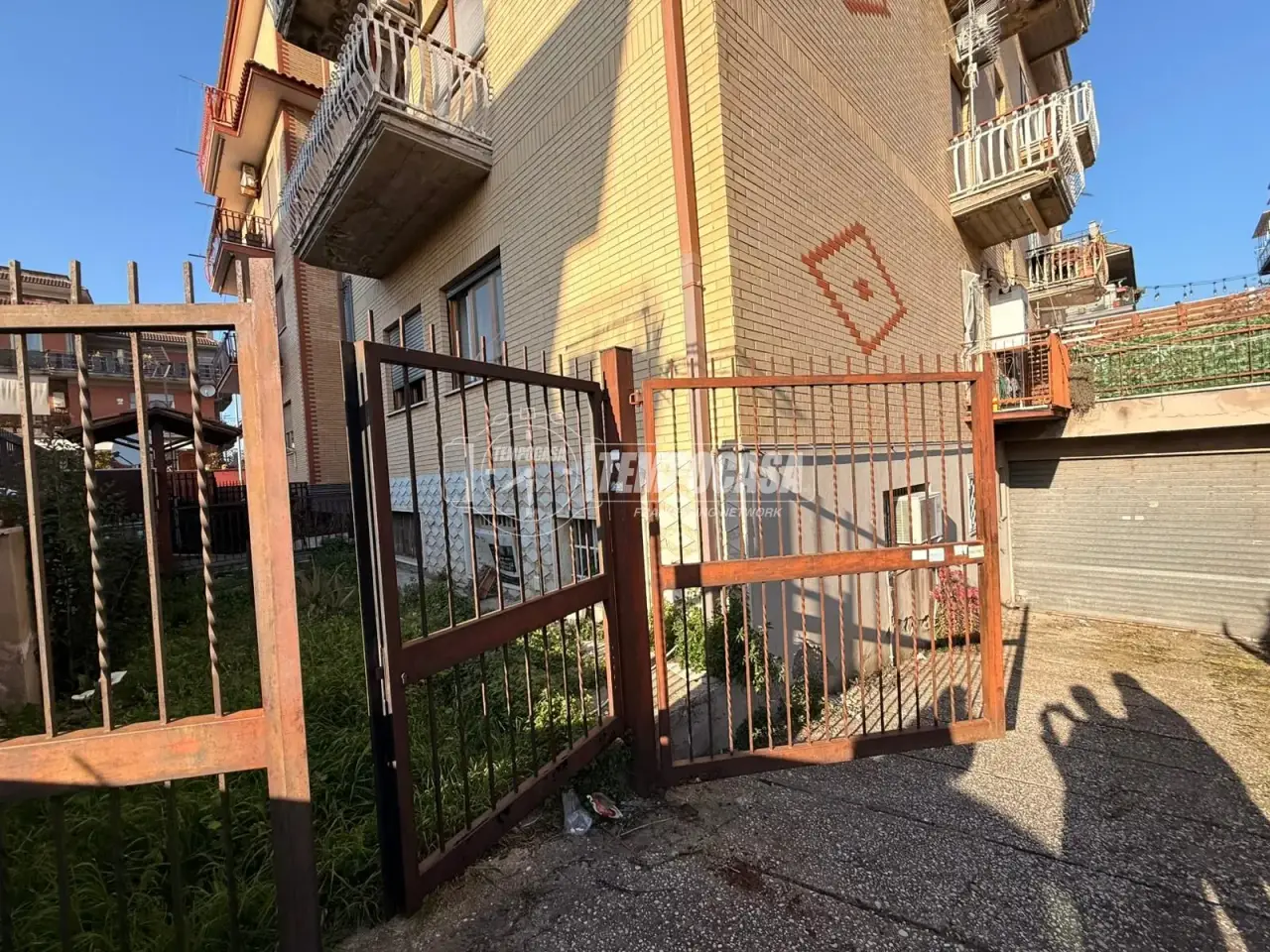 Laboratorio in Via Cologno Monzese 95, Roma, {3} - Foto 1