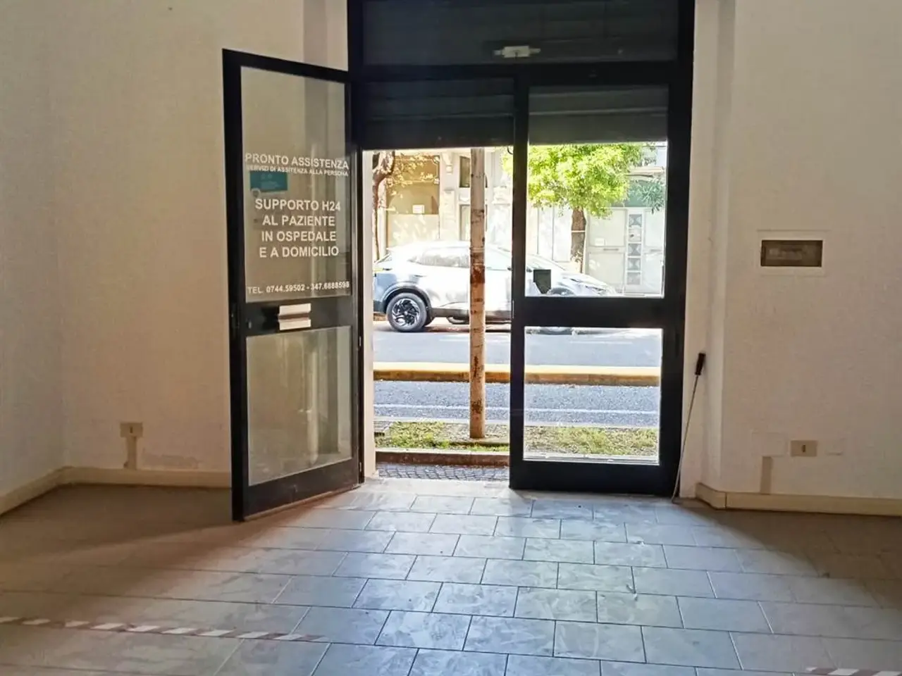 Negozio in , Terni, {3} - Foto 1
