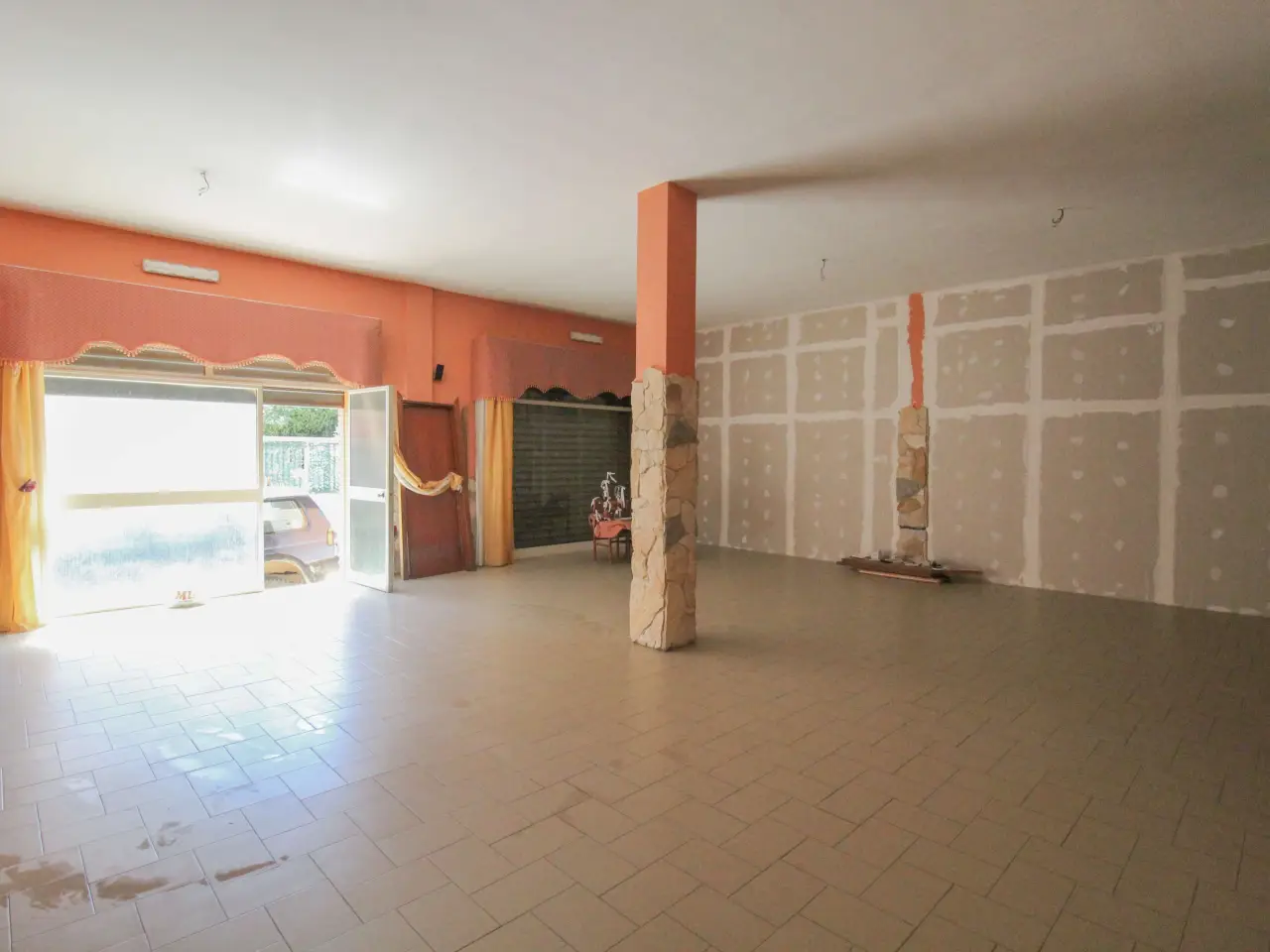 Negozio in , Sinnai, {3} - Foto 1