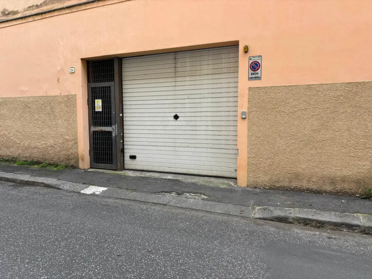 Magazzino in Via del Seminario, Livorno, {3} - Foto 1