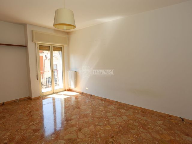 Vierzimmerwohnung in Corso Vittorio Emanuele 132, Triggiano - Foto 1