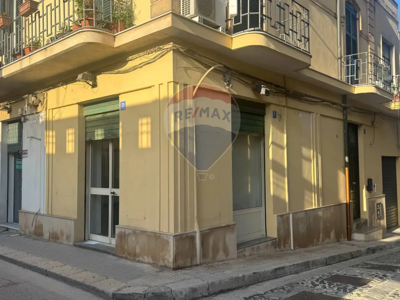 Negozio in Via Libertà 21, Pachino, {3} - Foto 1