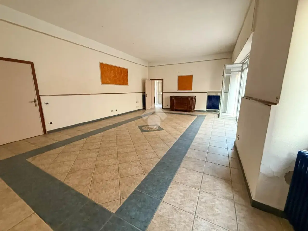Negozio in Via Vittorio Veneto 10, La Valletta Brianza, {3} - Foto 1