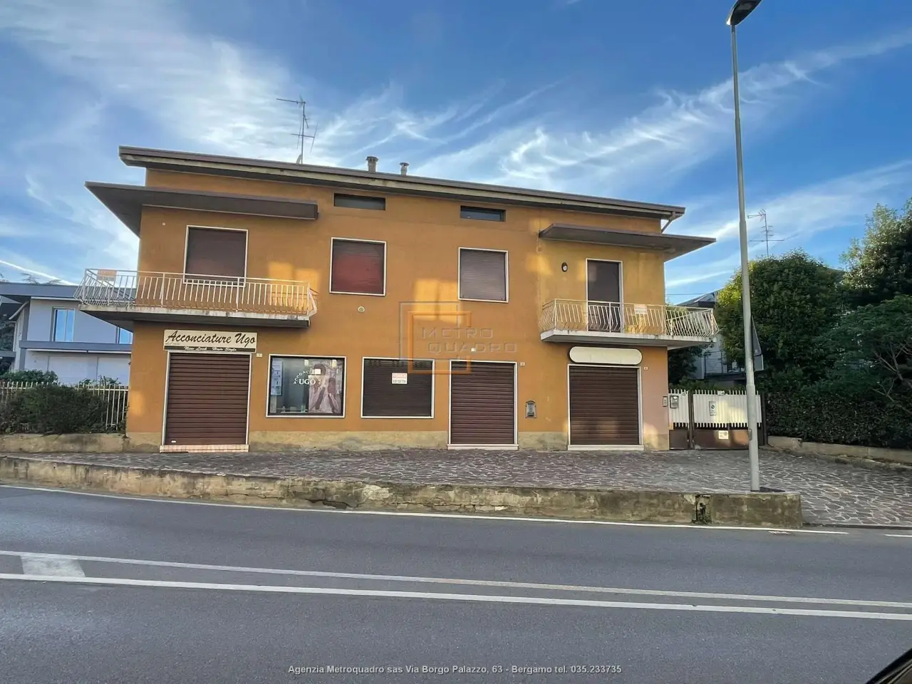 Negozio in Via Nino Bixio 2, Gorle, {3} - Foto 1