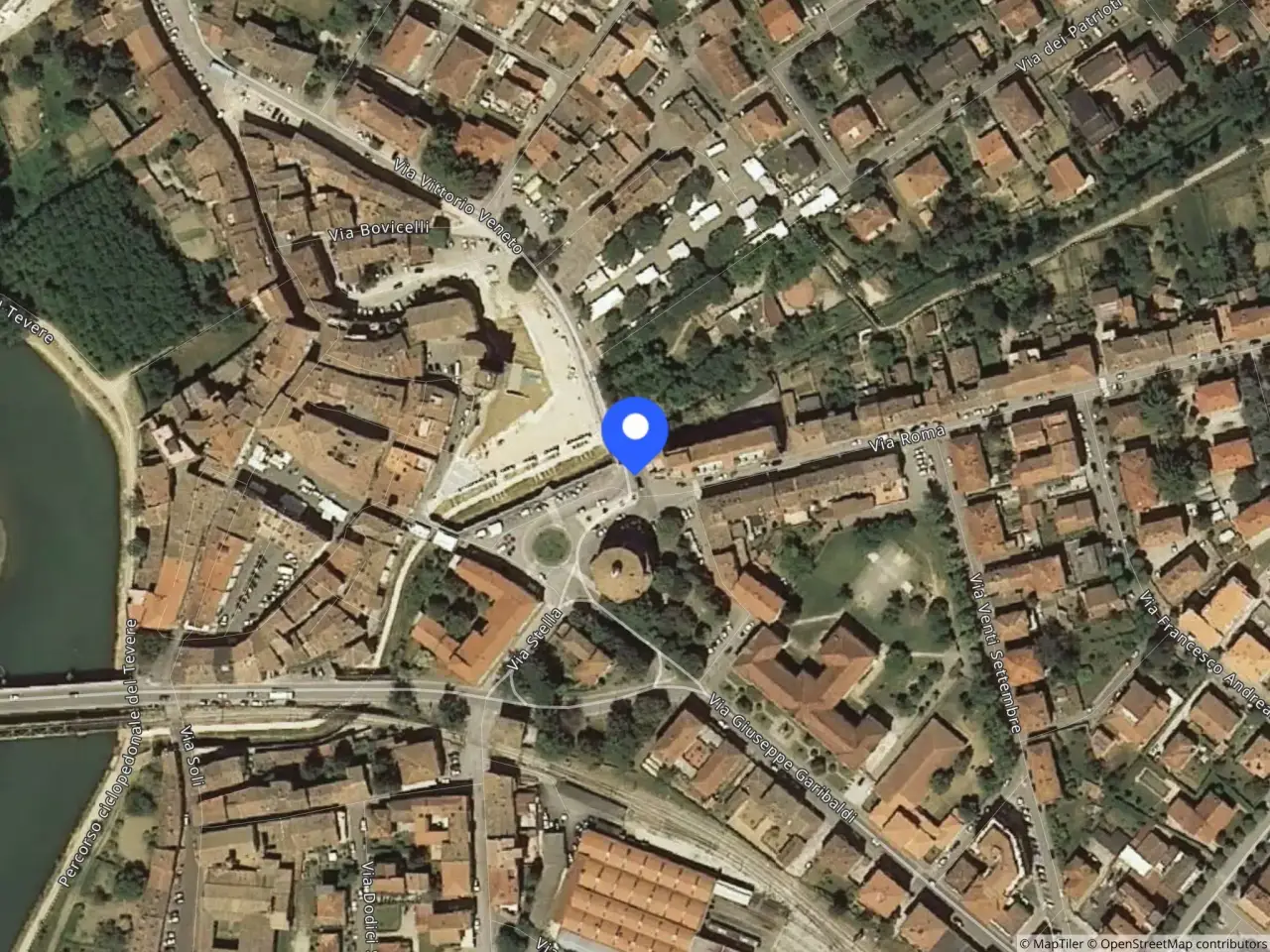 Garage in Via Giovanni Rondoni 26 26, Umbertide, {3} - Foto 2