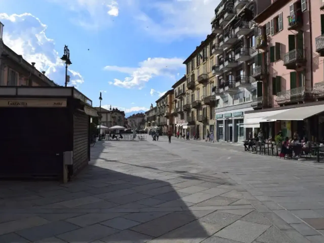 Negozio in Corso Italia, Saluzzo, {3} - Foto 1