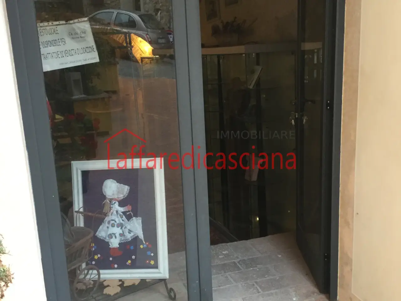Palazzina commerciale in Piazza della Repubblica, Chianni, {3} - Foto 2