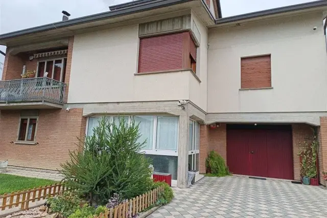 Villa in Via Italo Bartolotti 14, Lugo - Foto 1