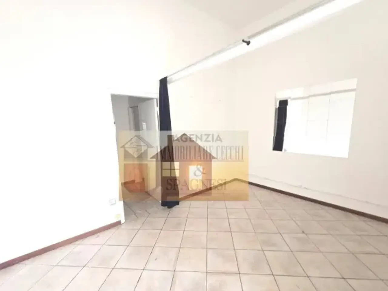 Magazzino in Via delle Ortensie, Firenze, {3} - Foto 1