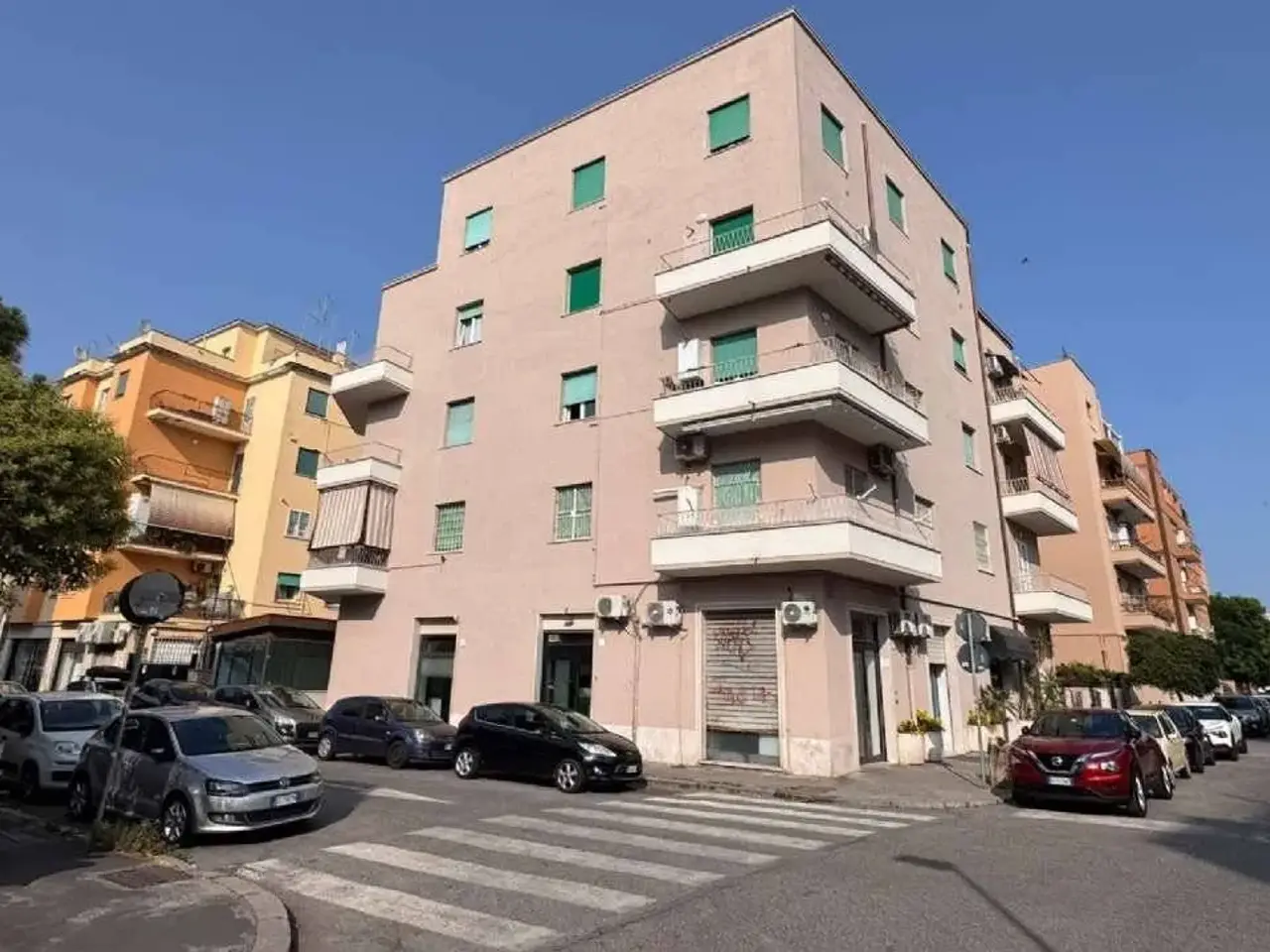 Locale commerciale in Via Ottavio 20-22 Roma, Roma, {3} - Foto 1