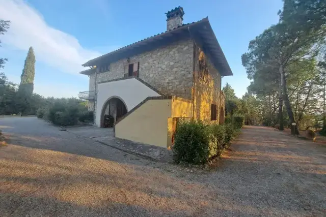 Casale in Via dei Partigiani, Castiglione del Lago - Foto 1