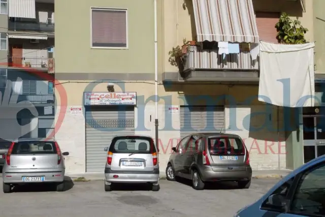 Laboratorio in Via Giovanni Pascoli 7, Trani - Foto 1