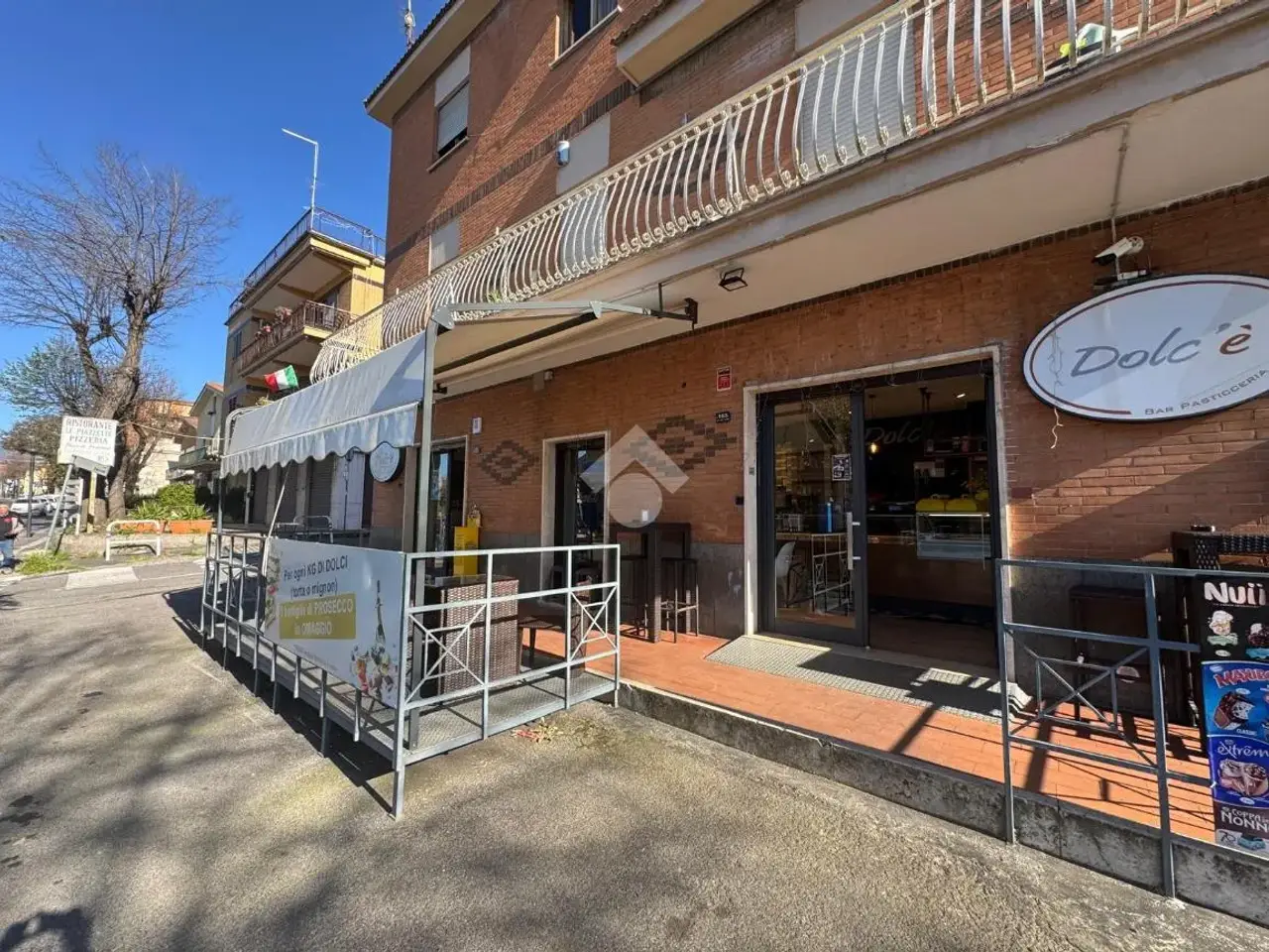 Negozio in Via del Mare 161, Albano Laziale, {3} - Foto 1