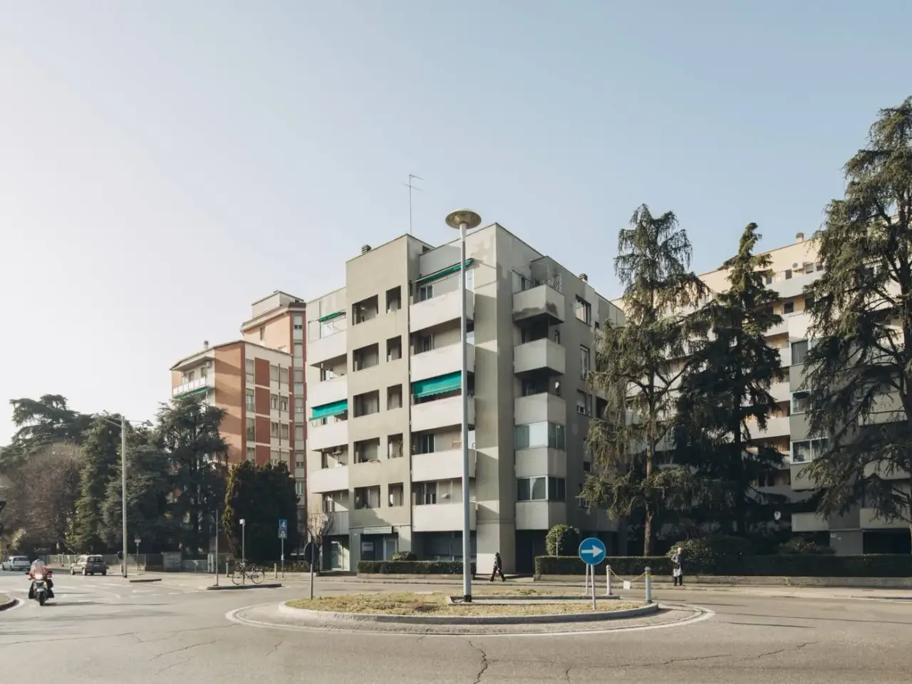 Magazzino in Via Fossolo 34, Bologna, {3} - Foto 1