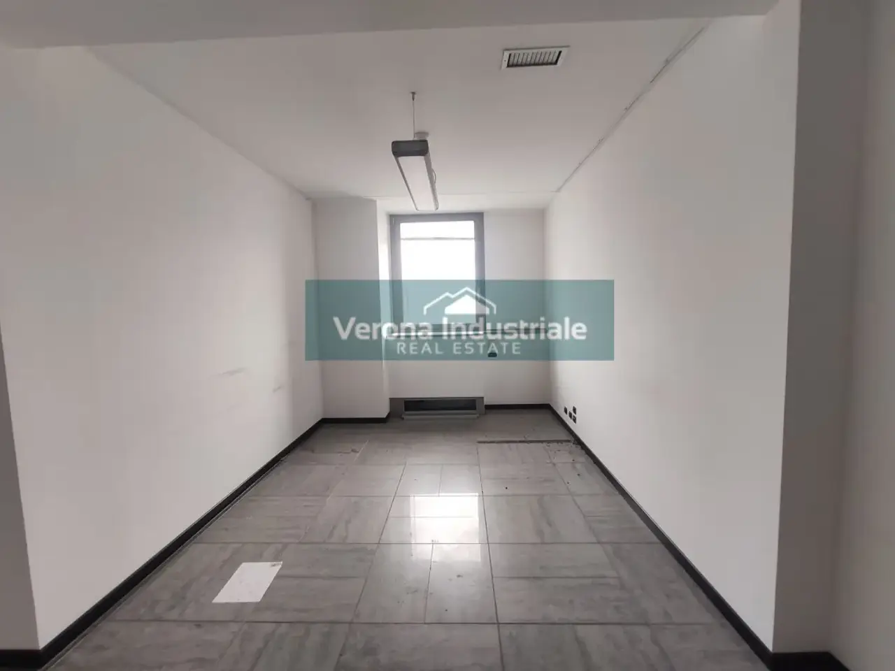 Ufficio in Viale Postumia 58, Villafranca Di Verona, {3} - Foto 2