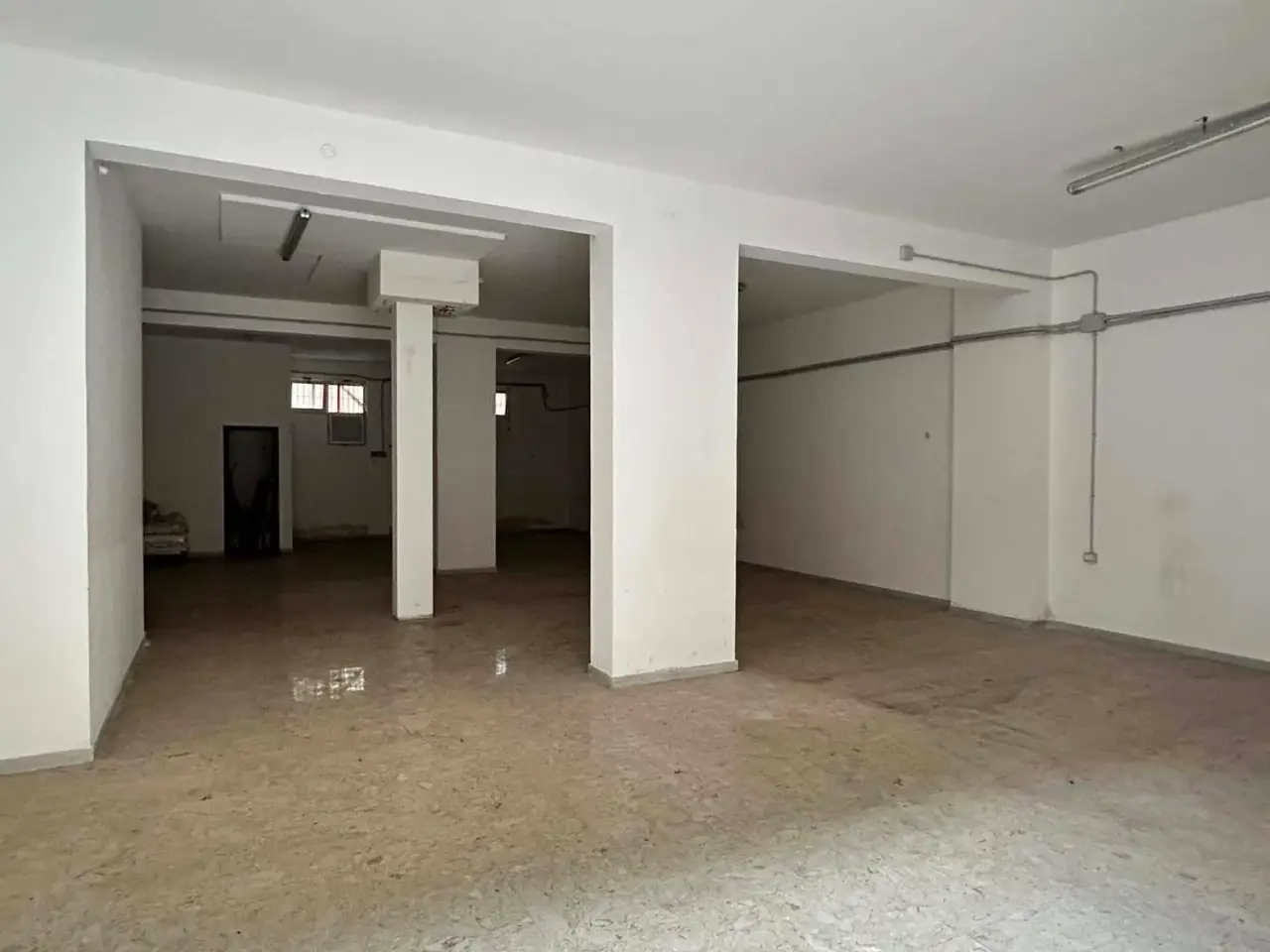 Officina in Via Filippo Brunelleschi, Palermo, {3} - Foto 2