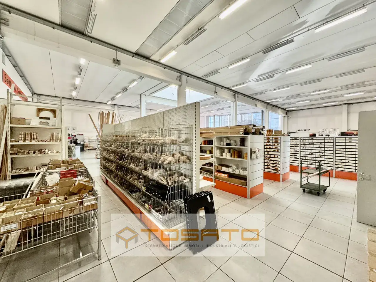 Capannone in , Cerea, {3} - Foto 2
