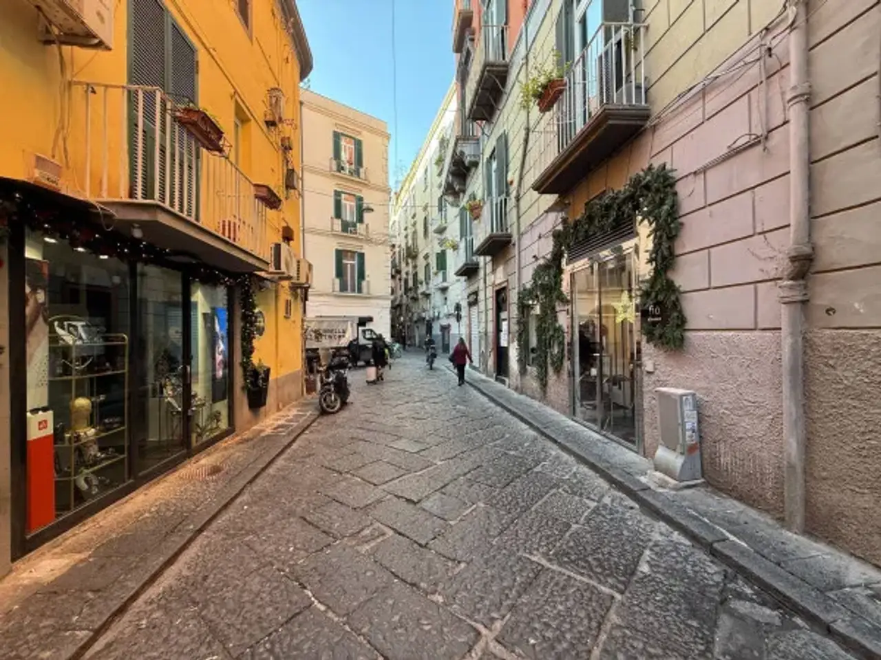 Negozio in Via Alabardieri, Napoli, {3} - Foto 1