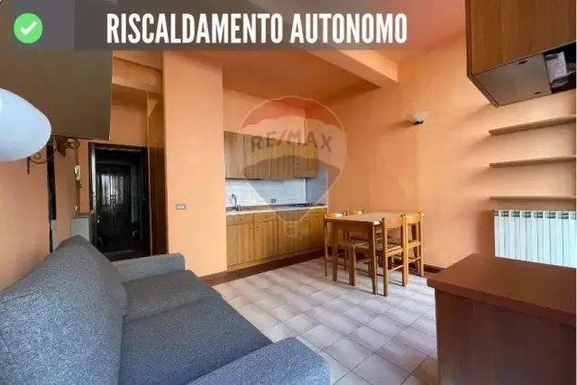 One-room flat in Via Paratici 14, Pavia - Photo 1