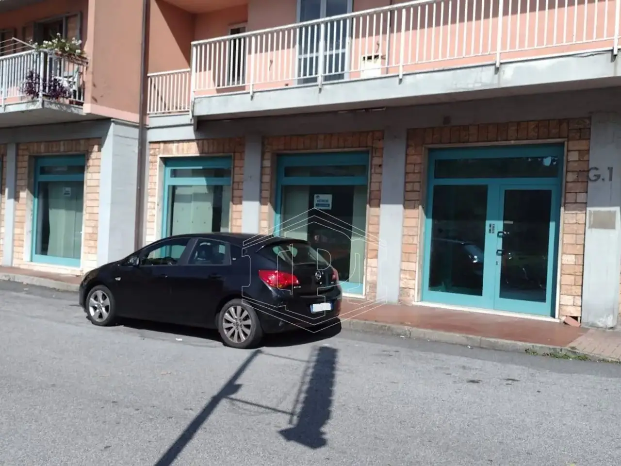 Negozio in Via Carlo Navone, Busalla, {3} - Foto 1