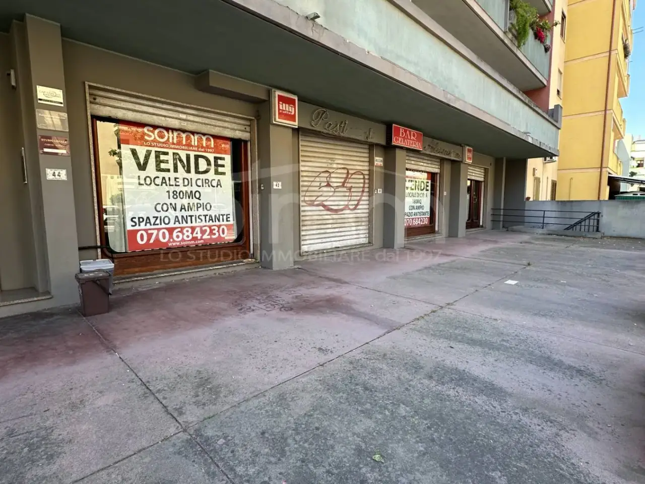 Negozio in Via Pitz' E Serra 42, Quartu Sant'Elena, {3} - Foto 1