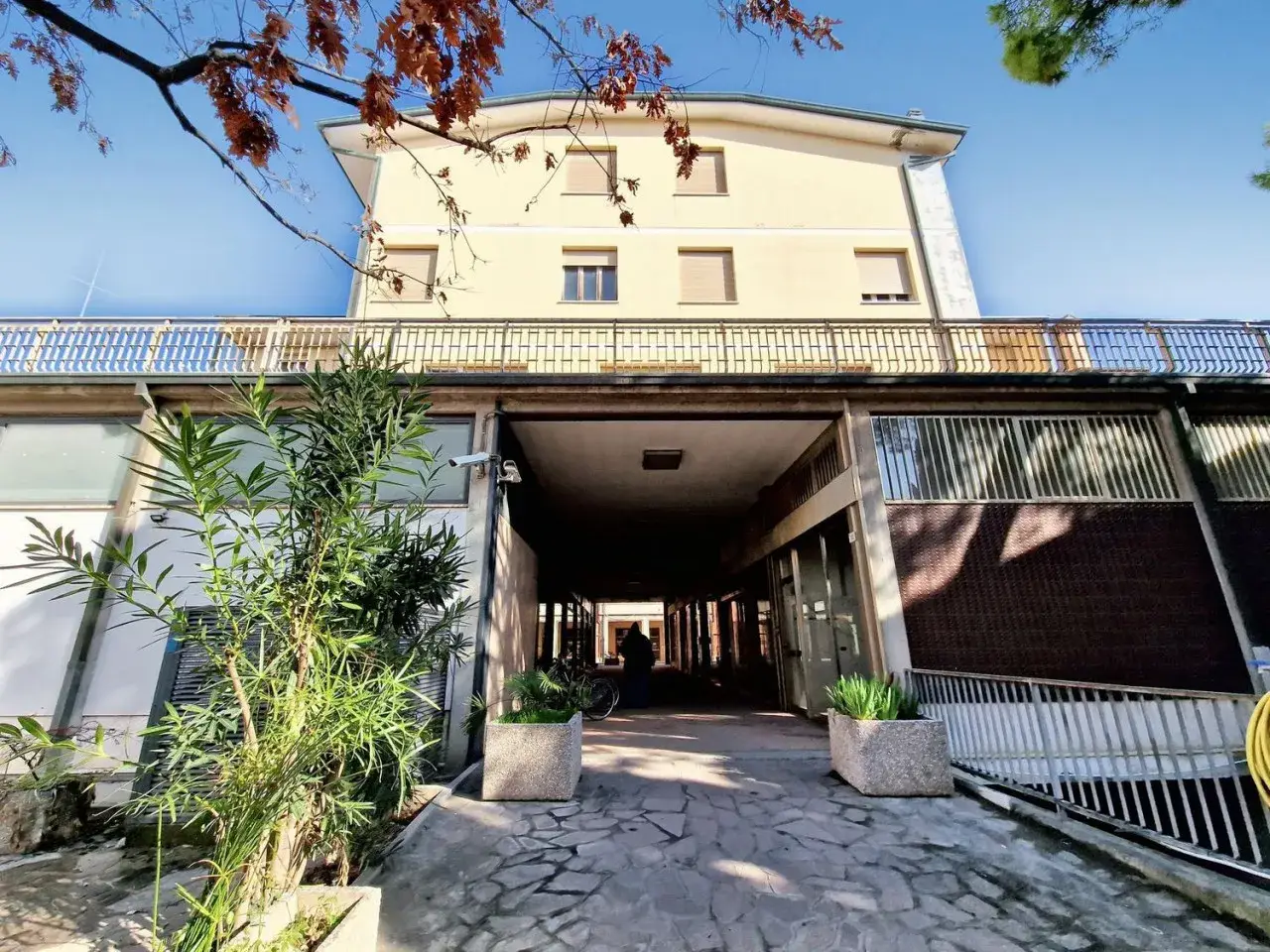 Ufficio in Via Emilia Interna, N. 29-31-33, Castel Bolognese, {3} - Foto 1