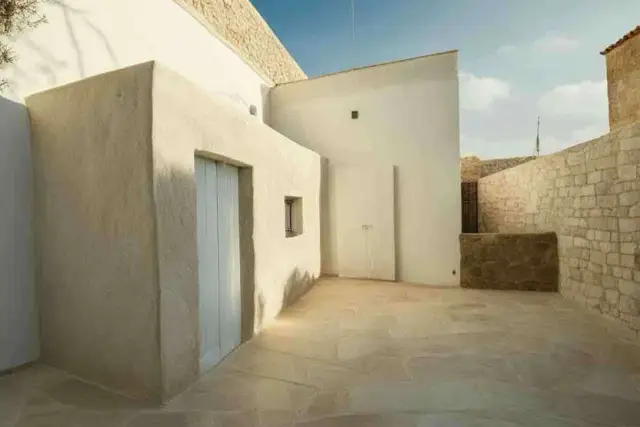 insertion image