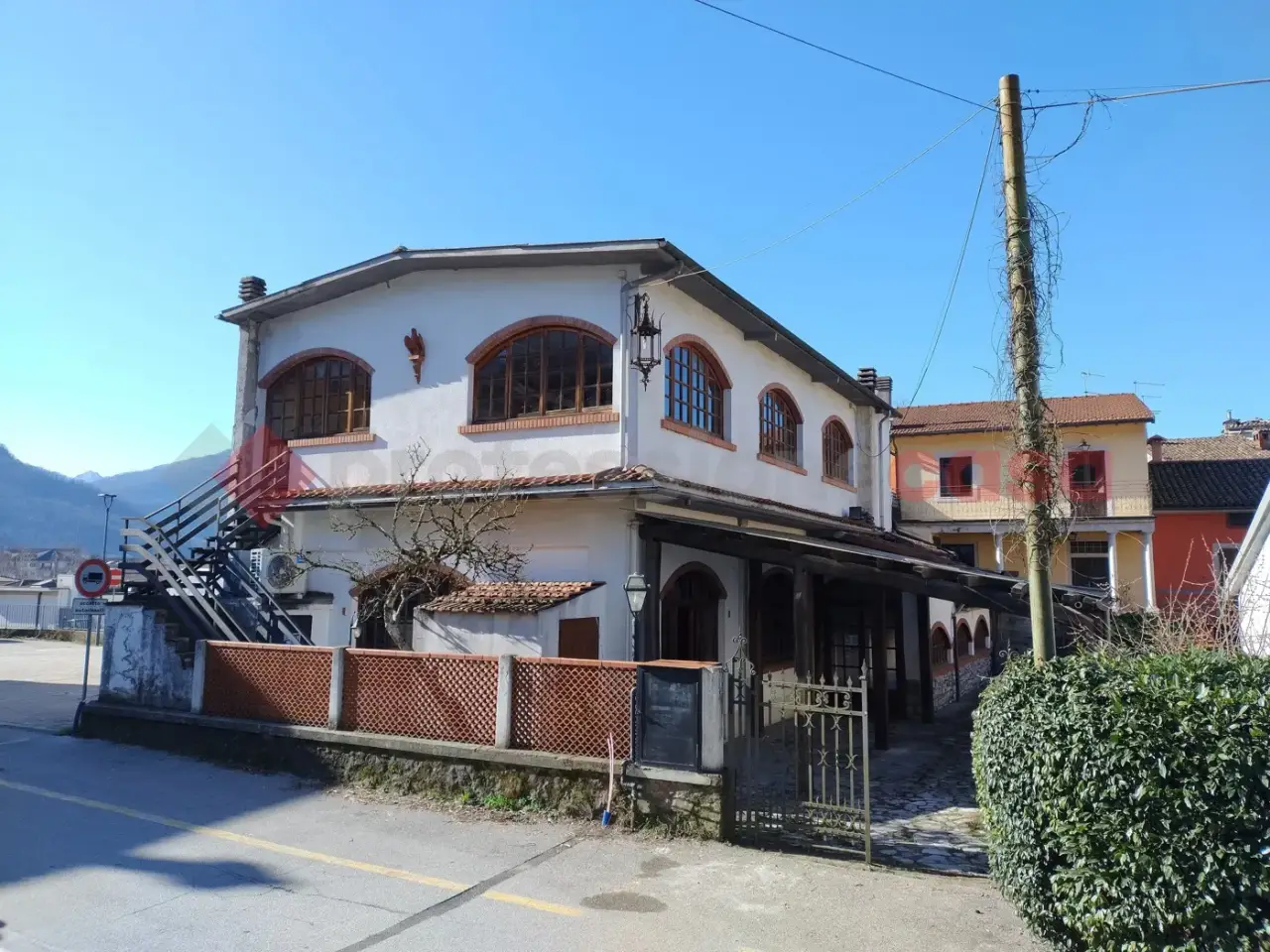 Albergo in Via Nicola Fabrizi 26, Castelnuovo Di Garfagnana, {3} - Foto 1