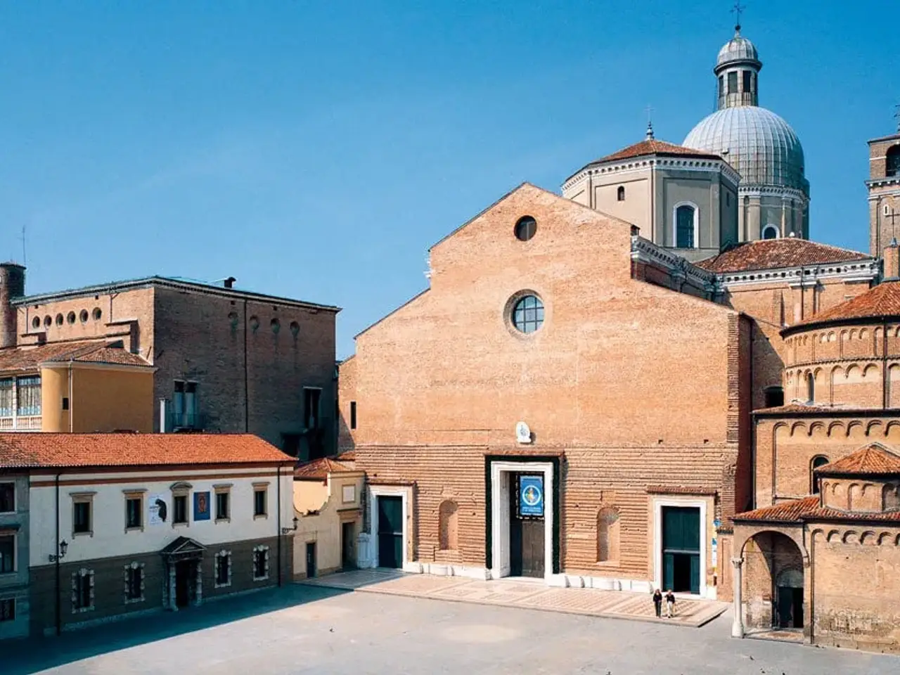 Negozio in Piazza dei Signori, Padova, {3} - Foto 1