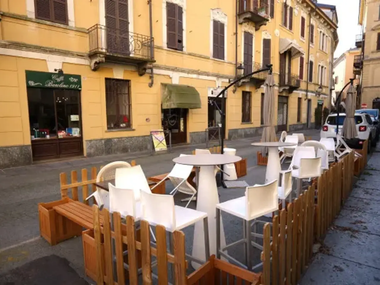 Bar in Via Guglielmo Marconi 10, Biella, {3} - Foto 1