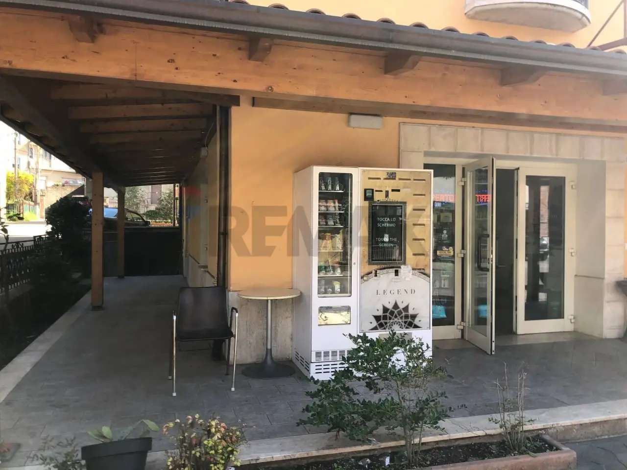 Esercizio commerciale in Via Firenze 86, Perugia, {3} - Foto 1